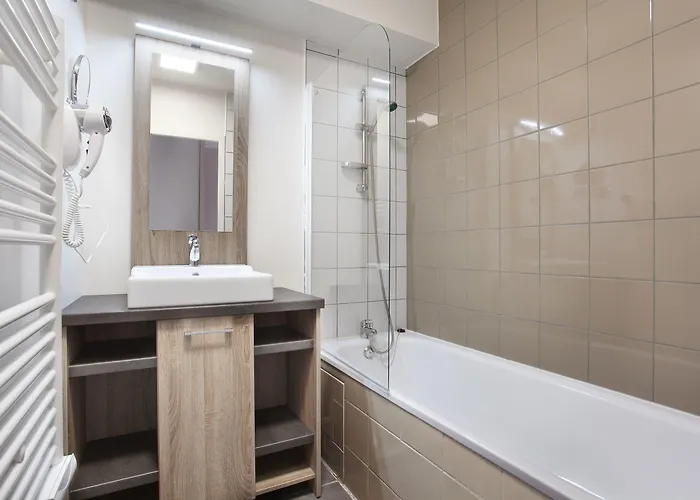 Odalys Le Village De Praroustan Hotel apartamentowy 4*