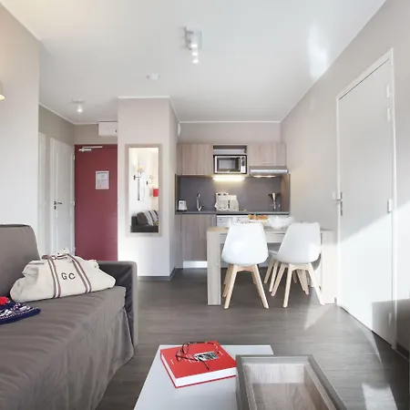 Odalys Le Village De Praroustan 4*