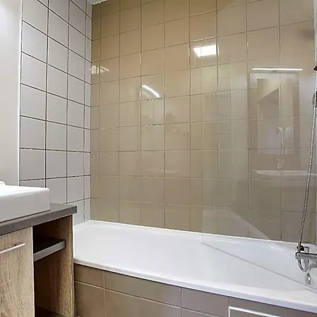 Lejlighedshotel Odalys Le Village De Praroustan 4*