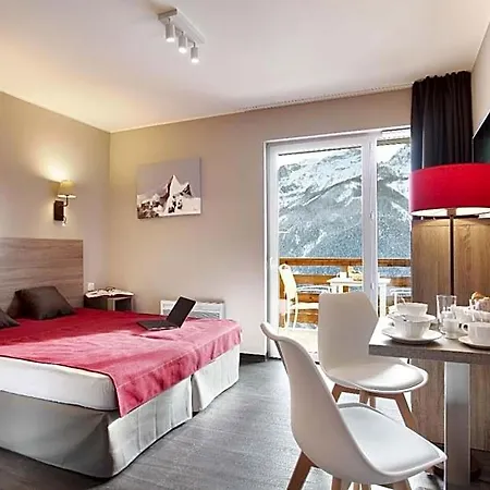 Lejlighedshotel Odalys Le Village De Praroustan 4*