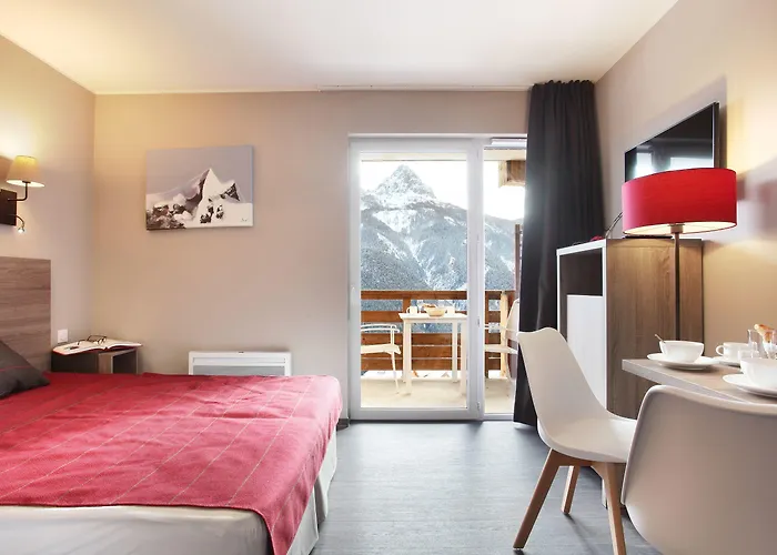 Odalys Le Village De Praroustan Aparthotel 4*