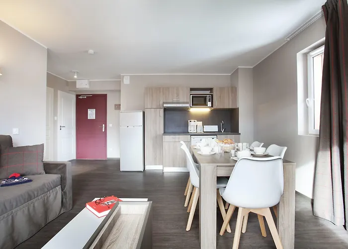 Aparthotel Odalys Le Village De Praroustan 4*