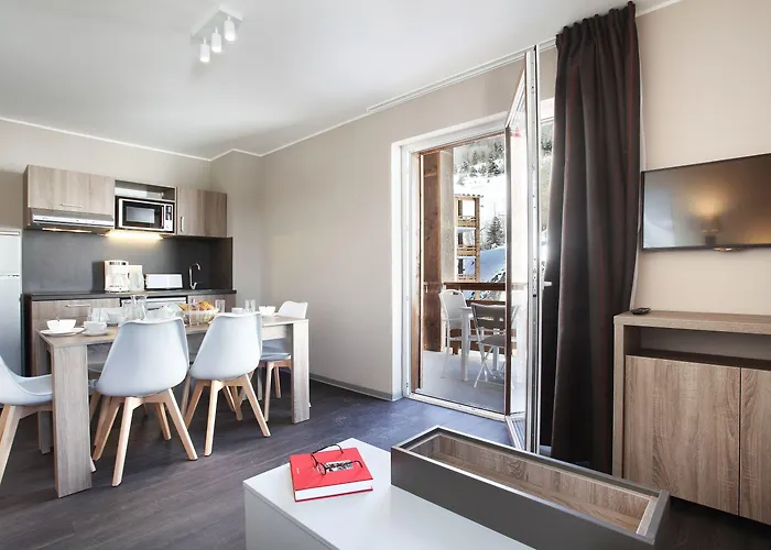 Lägenhetshotell Odalys Le Village De Praroustan