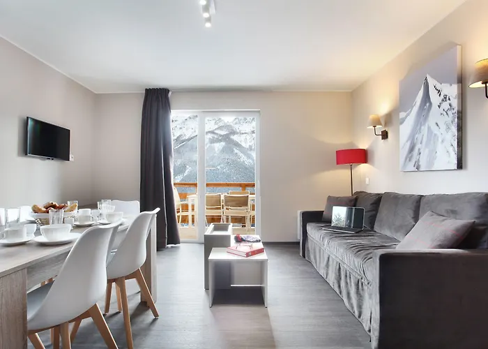 Odalys Le Village De Praroustan Aparthotel 4*