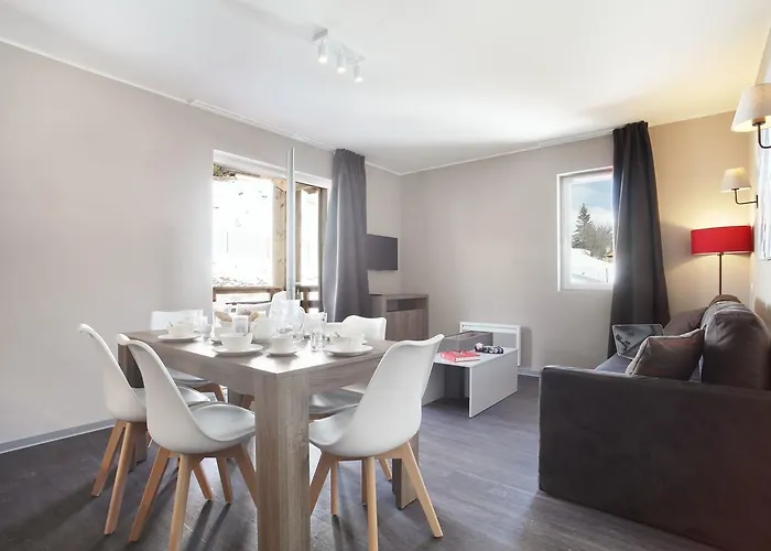 Aparthotel Odalys Le Village De Praroustan 4*