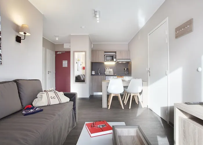 Lägenhetshotell Odalys Le Village De Praroustan 4*